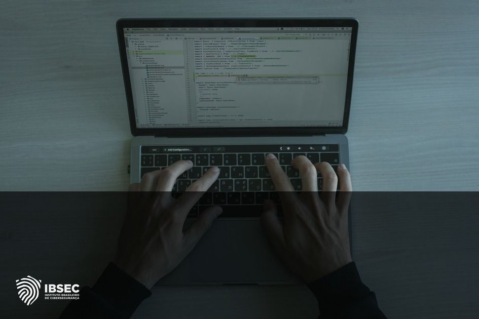 Segurança Digital na Indústria Fluminense: Estratégias e Impacto
