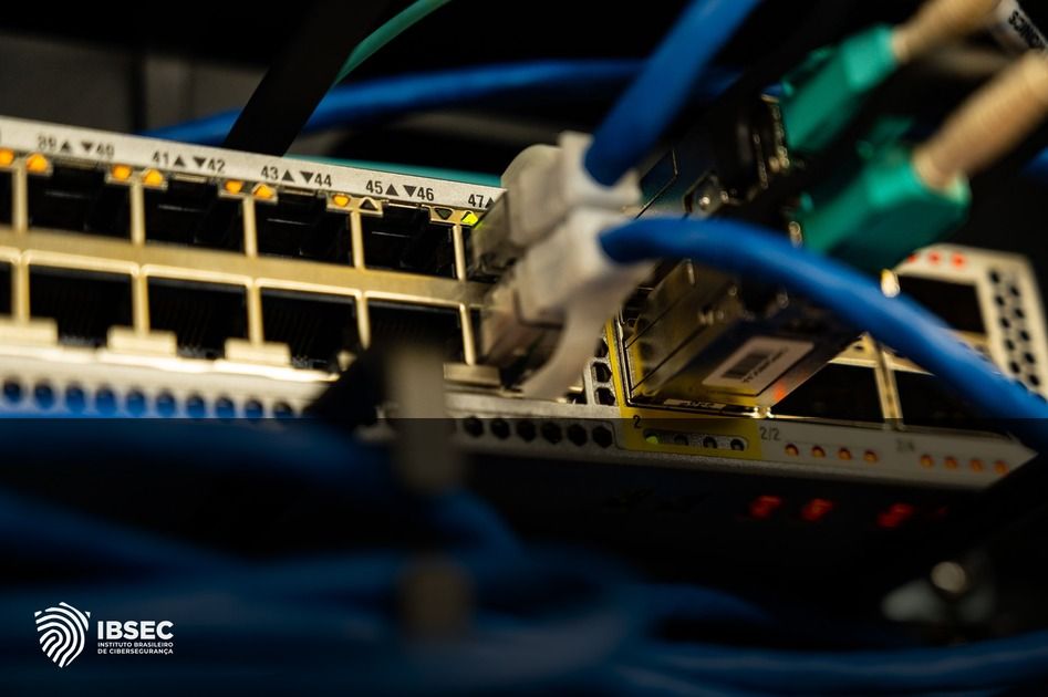 Monitorar usuários SSH em roteadores MikroTik