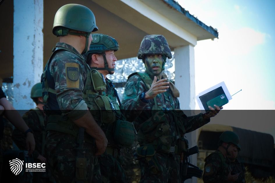 Exército Brasileiro e Defesa Cibernética: Simulações Cruciais